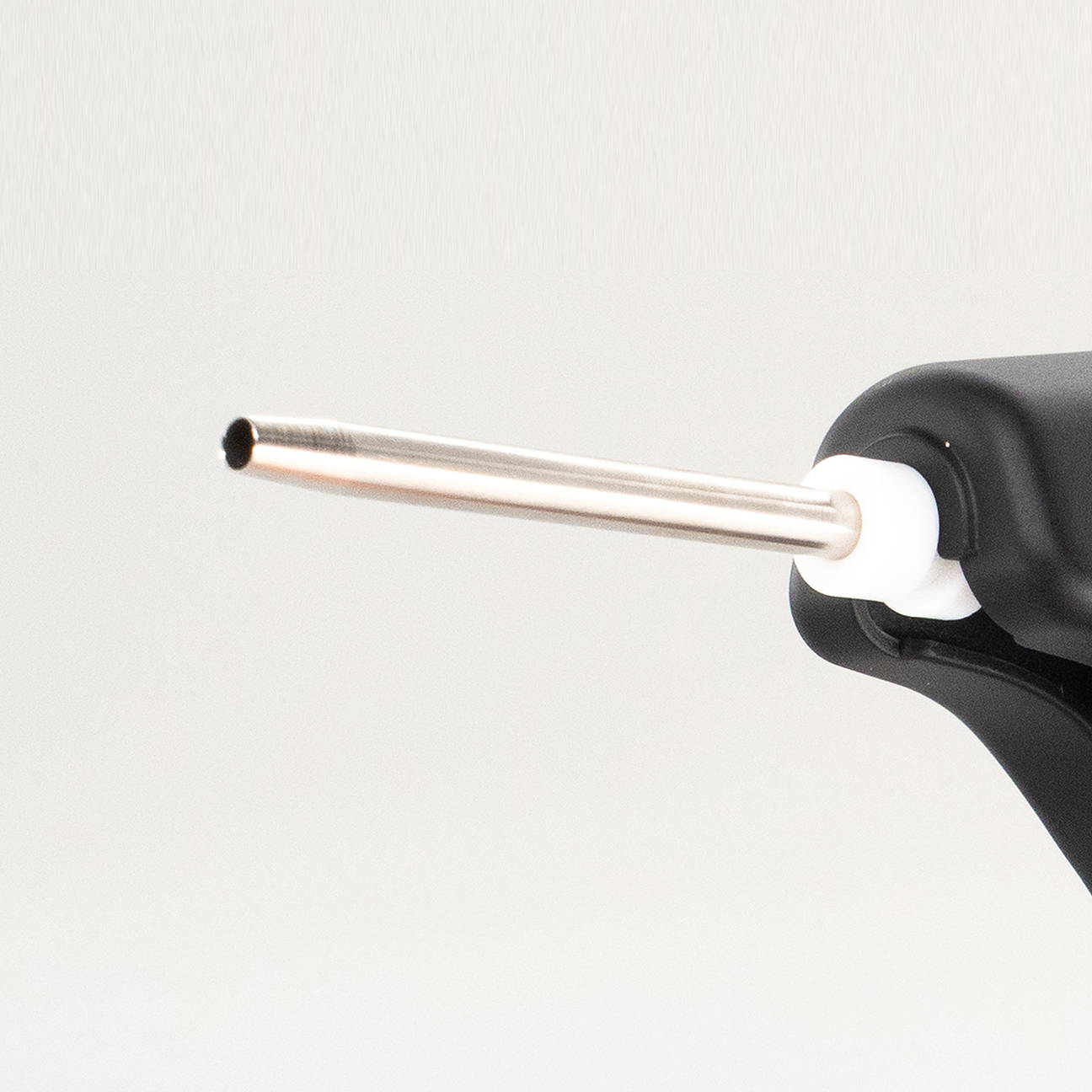 EMBOUT DE DISTRIBUTION POUR PISTOLET DOSEUR